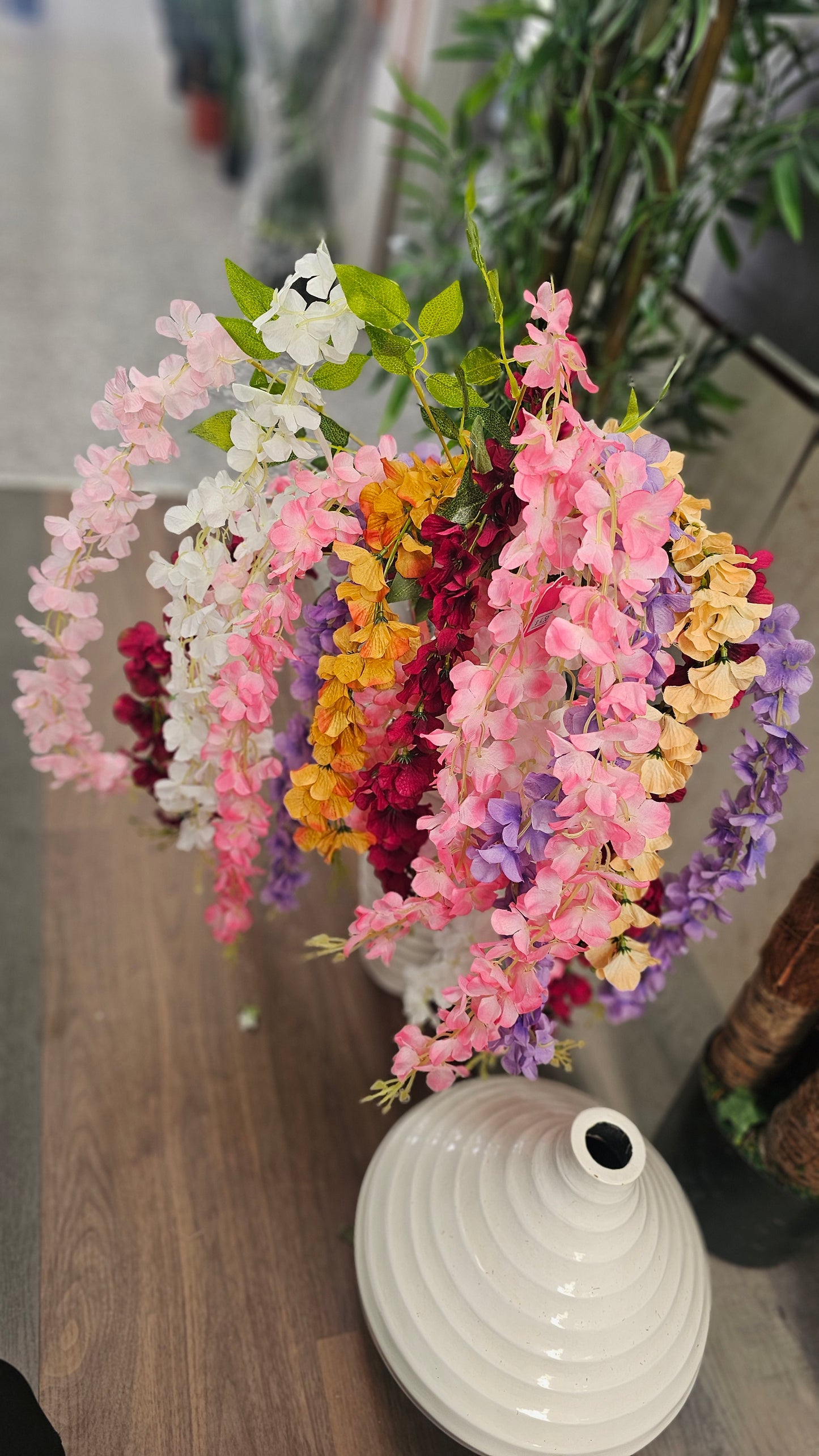 Falling little orchids